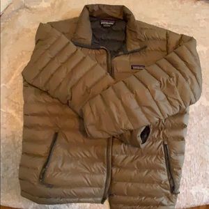 Patagonia down jacket (mid-weight)